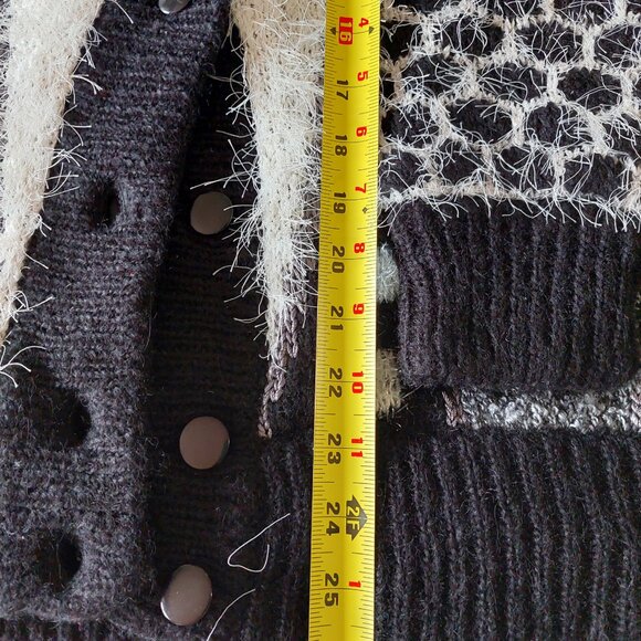 80's Jaguar Sweater (S/M) - Picture 8 of 11